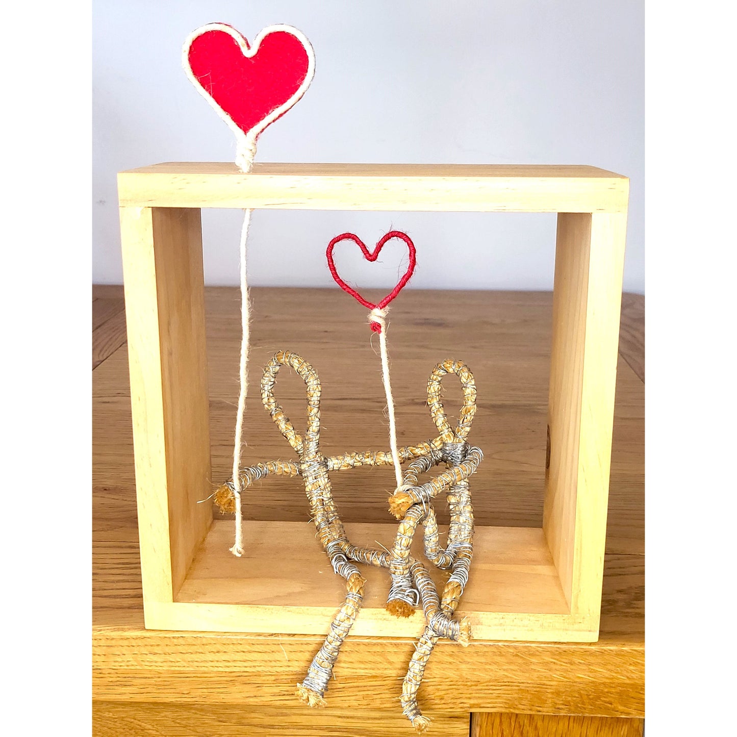 Boxed red heart love (Medium)