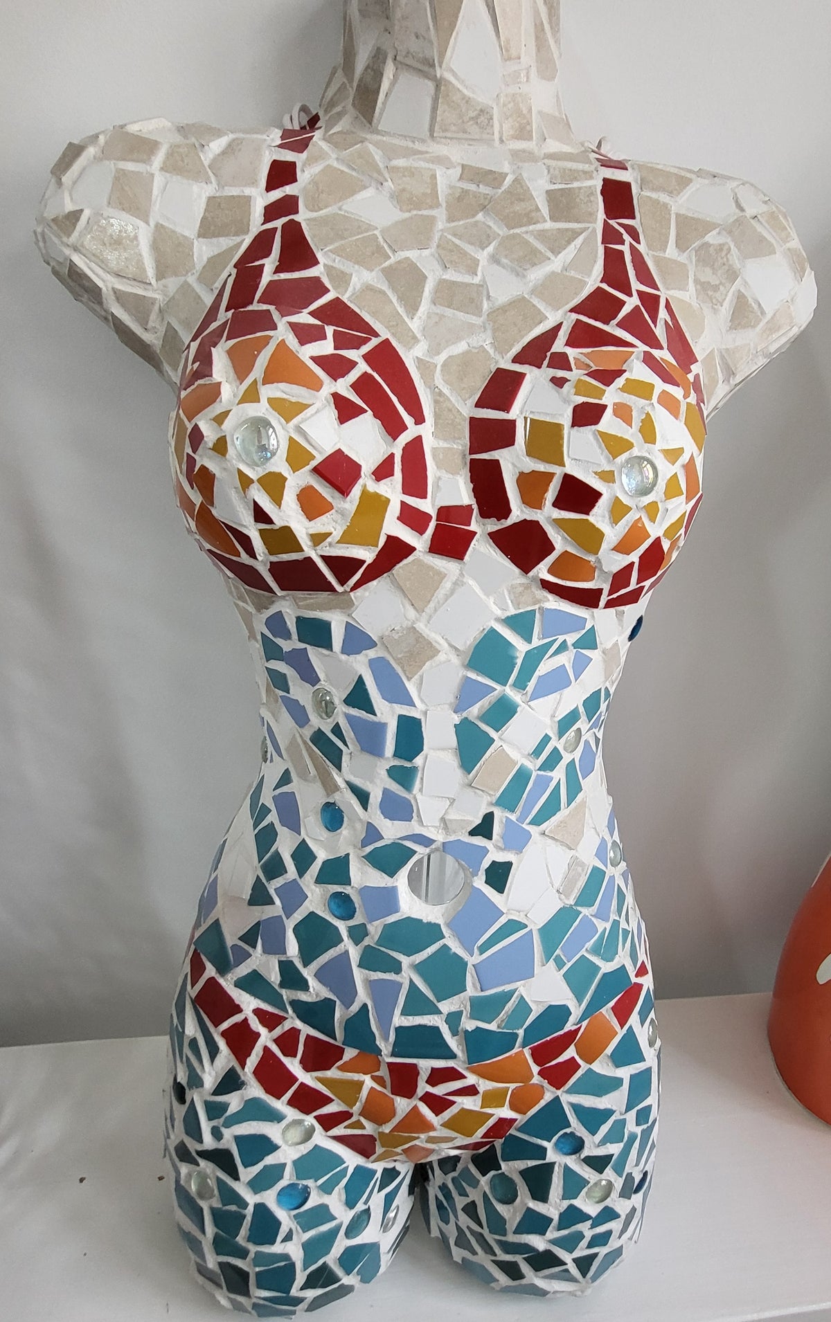 Gaudette wall hanging mannequin