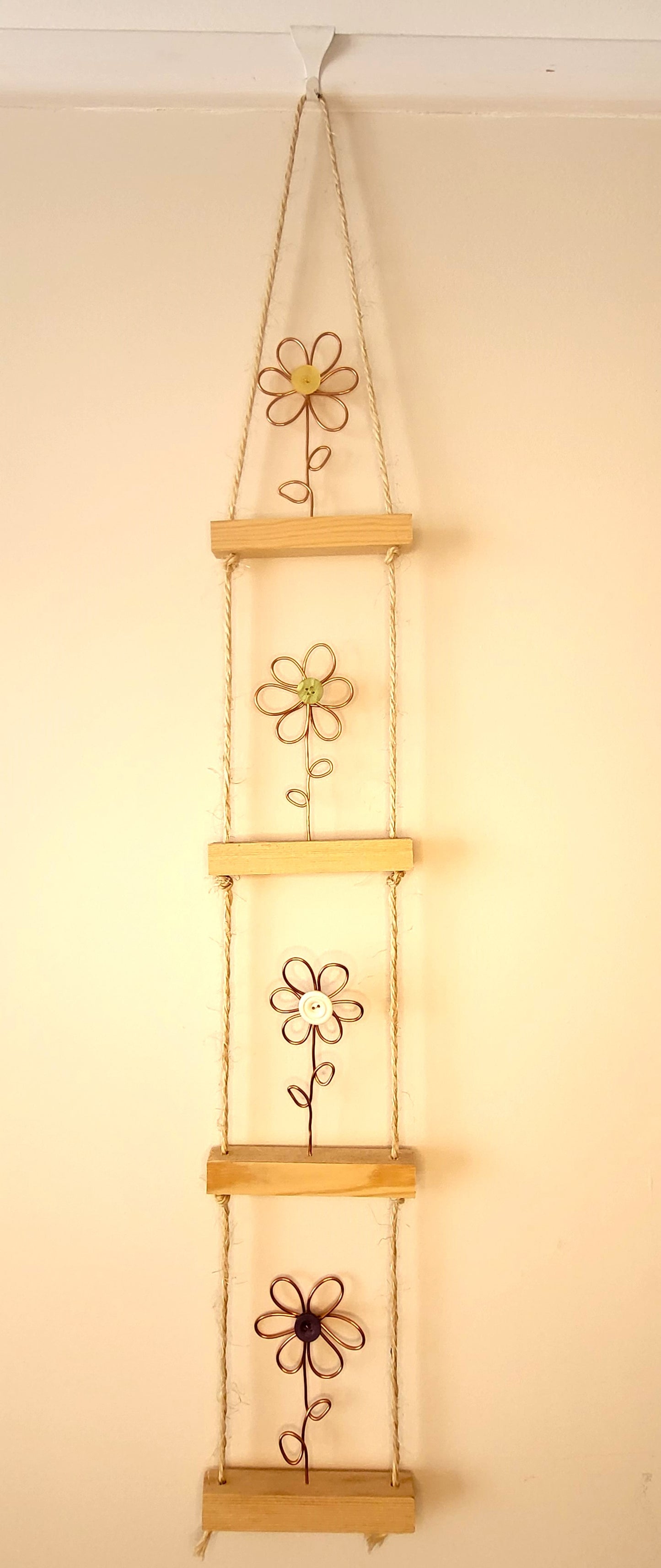 Flowers wire - hanging ladder